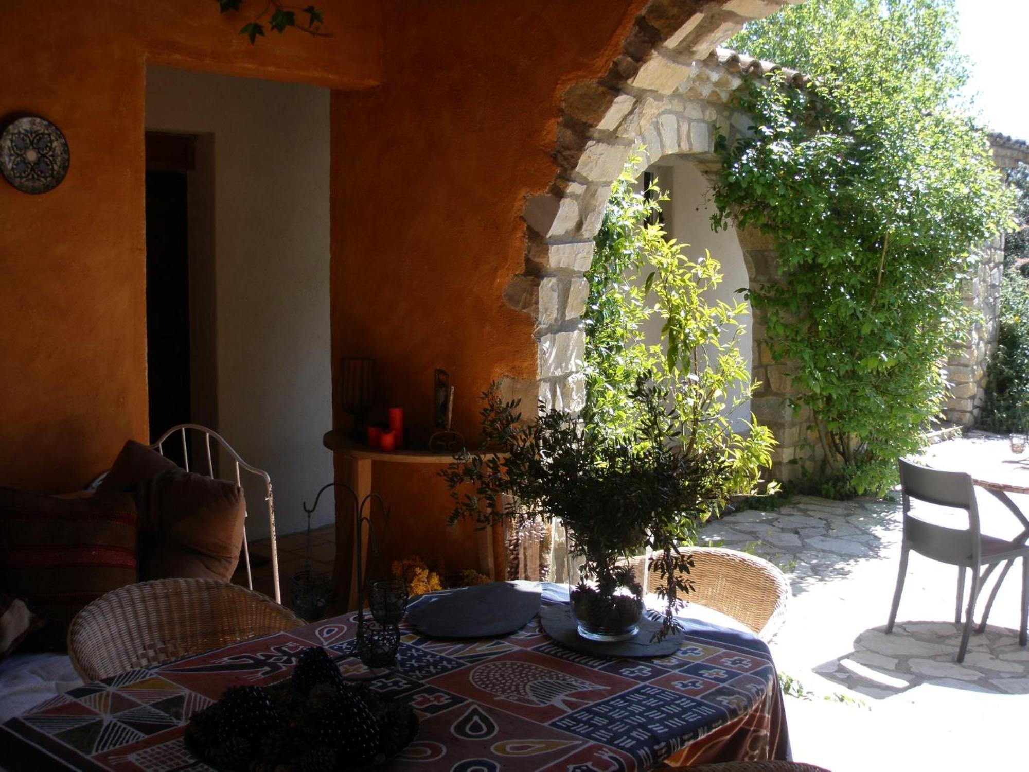 مبيت وإفطار Saint-Jean-de-Cuculles L'Ostal Du Pic St Loup المظهر الخارجي الصورة